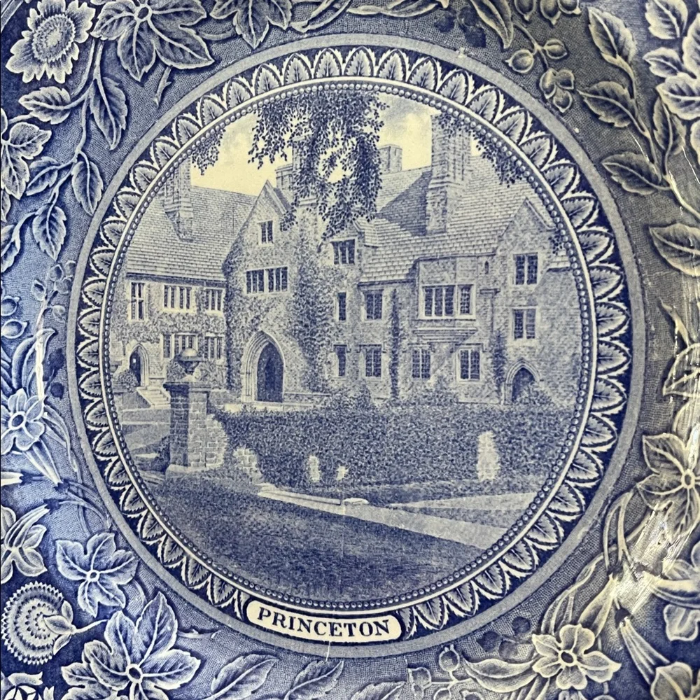 Wedgwood Blue and White Princeton University 1930 Guyler Hall plate 10.25”